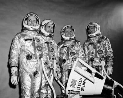 Posádka Gemini 4 — James McDivitt a Ed White.